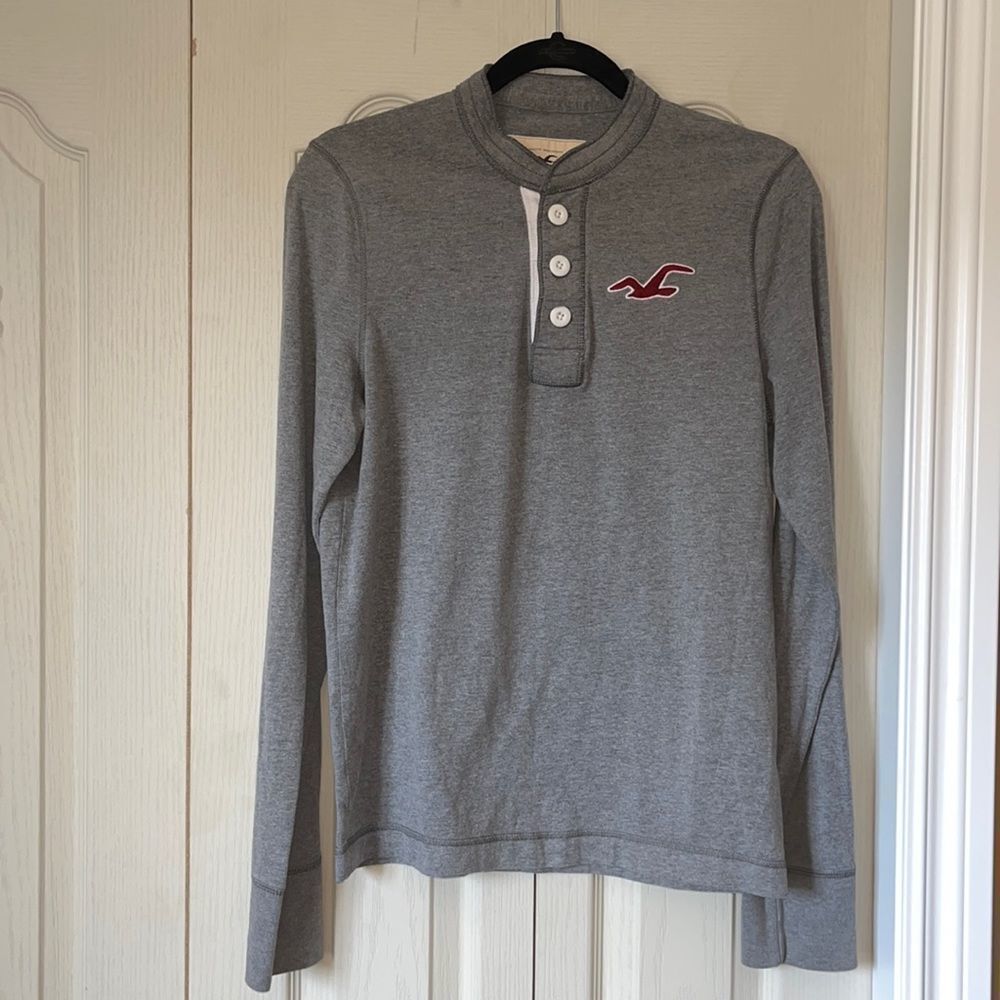 Hollister long sleeve shirt/Size L